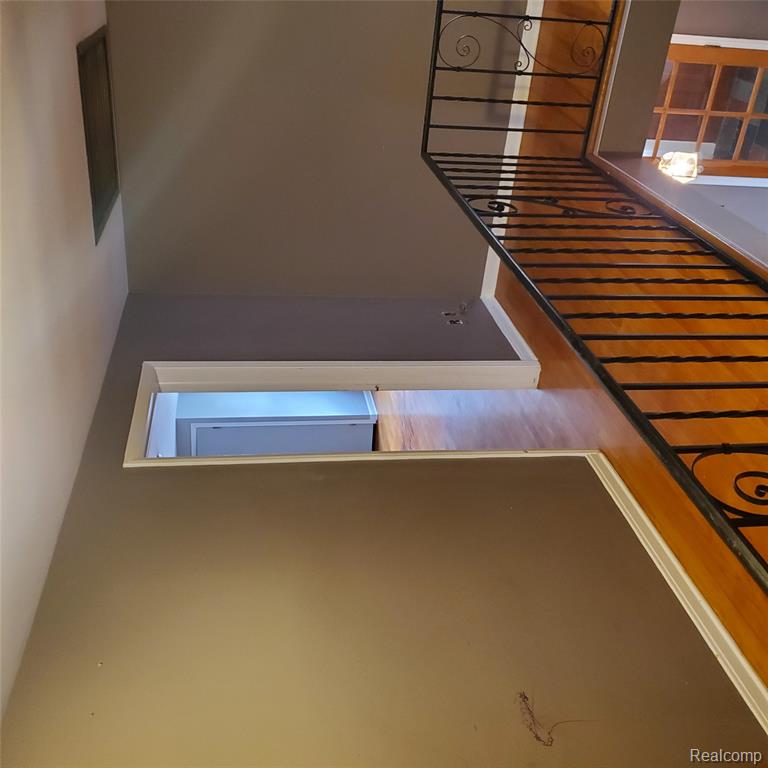 16214 Shaftsbury Avenue, Detroit, MI 48219 — Photo 38