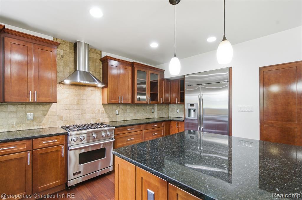 25310 Canterbury Road, Franklin, MI 48025 — Photo 24