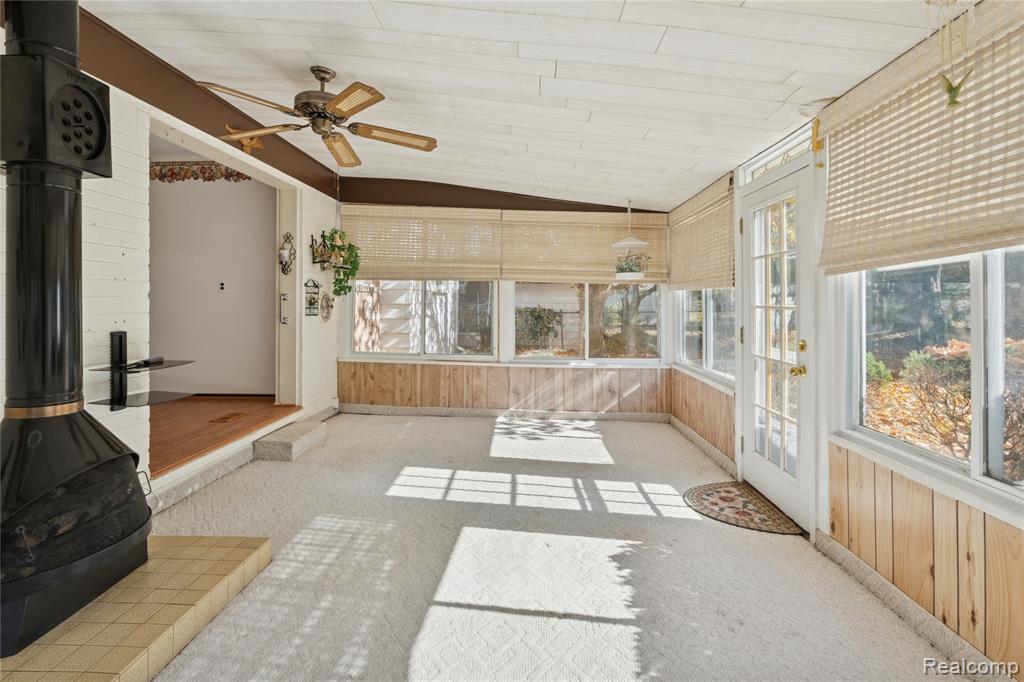 536 Rewold Drive, Rochester, MI 48307 — Photo 15