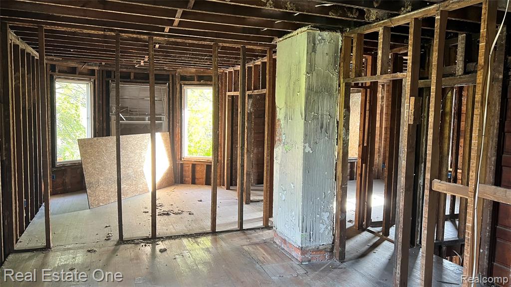 2127 Helen Street, Detroit, MI 48207 — Photo 13