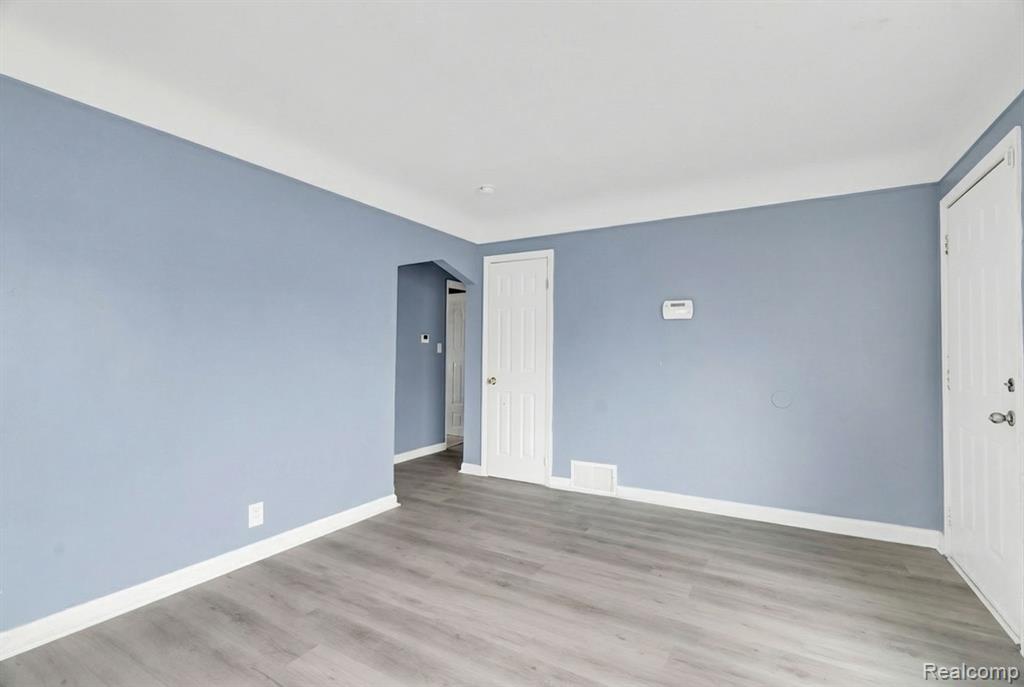 7819 Longacre Street, Detroit, MI 48228 — Photo 4