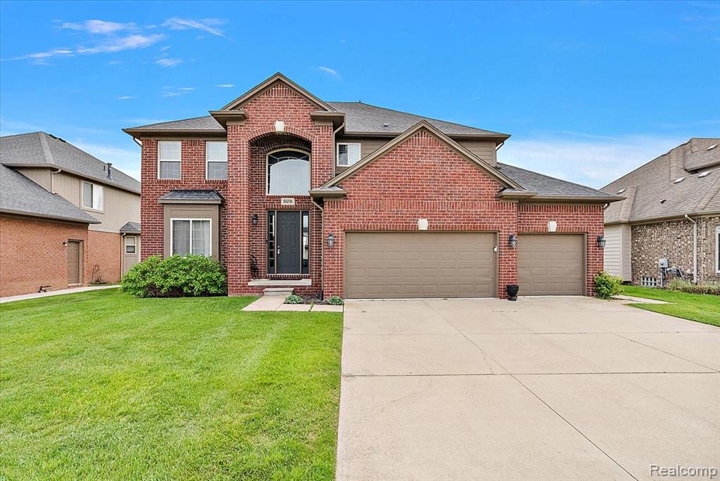 50216 Ashperton Drive, Macomb, MI 48044 — Photo 2