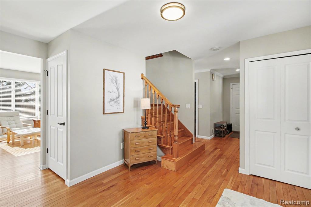 8620 Southridge Drive, Howell, MI 48843 — Photo 8