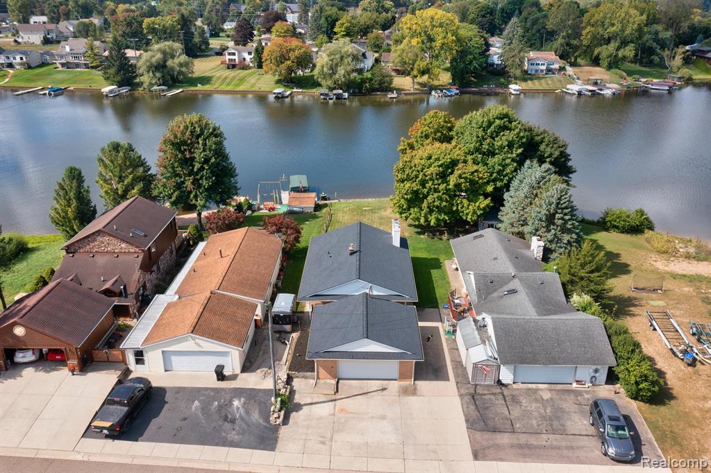 2615 WOODLAND COVE Drive, Brighton, MI 48114 — Photo 35