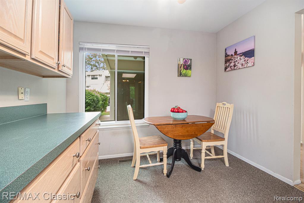 854 YORKTOWN Court, Northville, MI 48167 — Photo 10