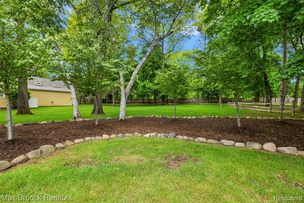760 Lone Pine Road, Bloomfield Hills, MI 48304 — Photo 46