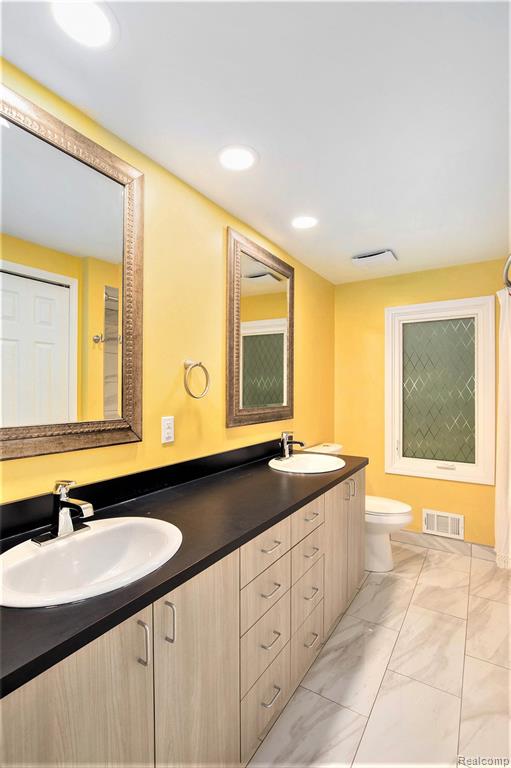 6644 Deer Ridge Drive, Clarkston, MI 48348 — Photo 21