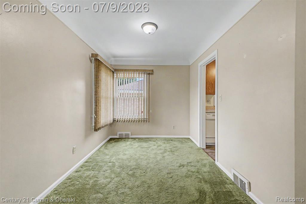 6999 Fenton Street, Dearborn Heights, MI 48127 — Photo 9