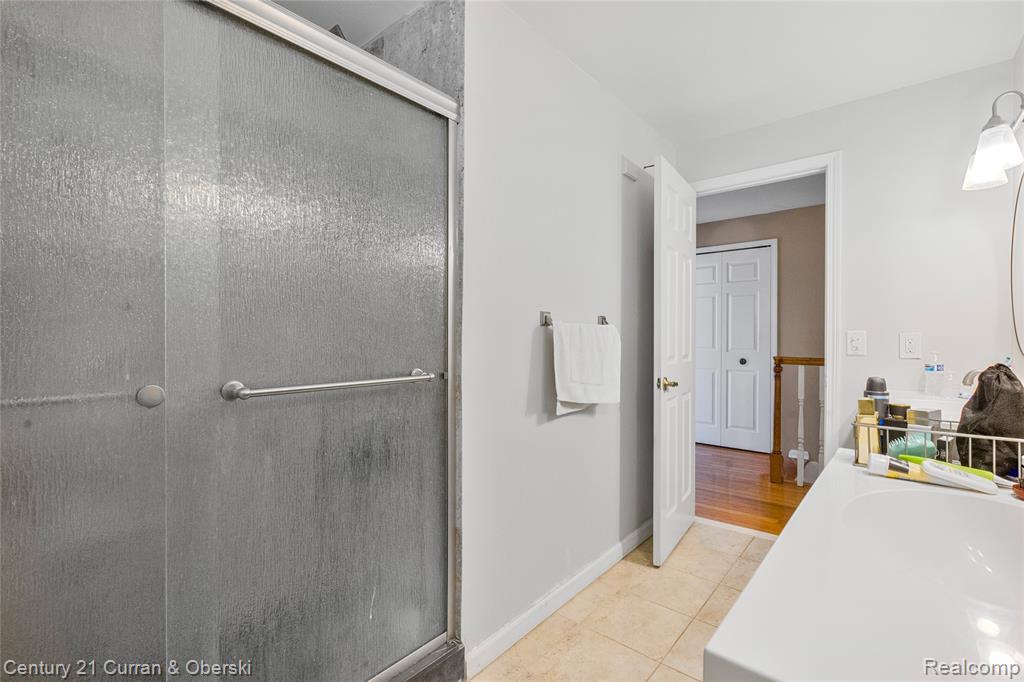 5994 Glen Eagles Drive, West Bloomfield, MI 48323 — Photo 25