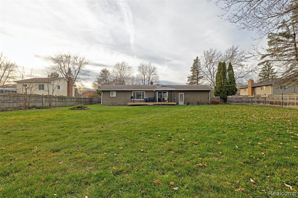 5379 Linden Road, Swartz Creek, MI 48473 — Photo 45