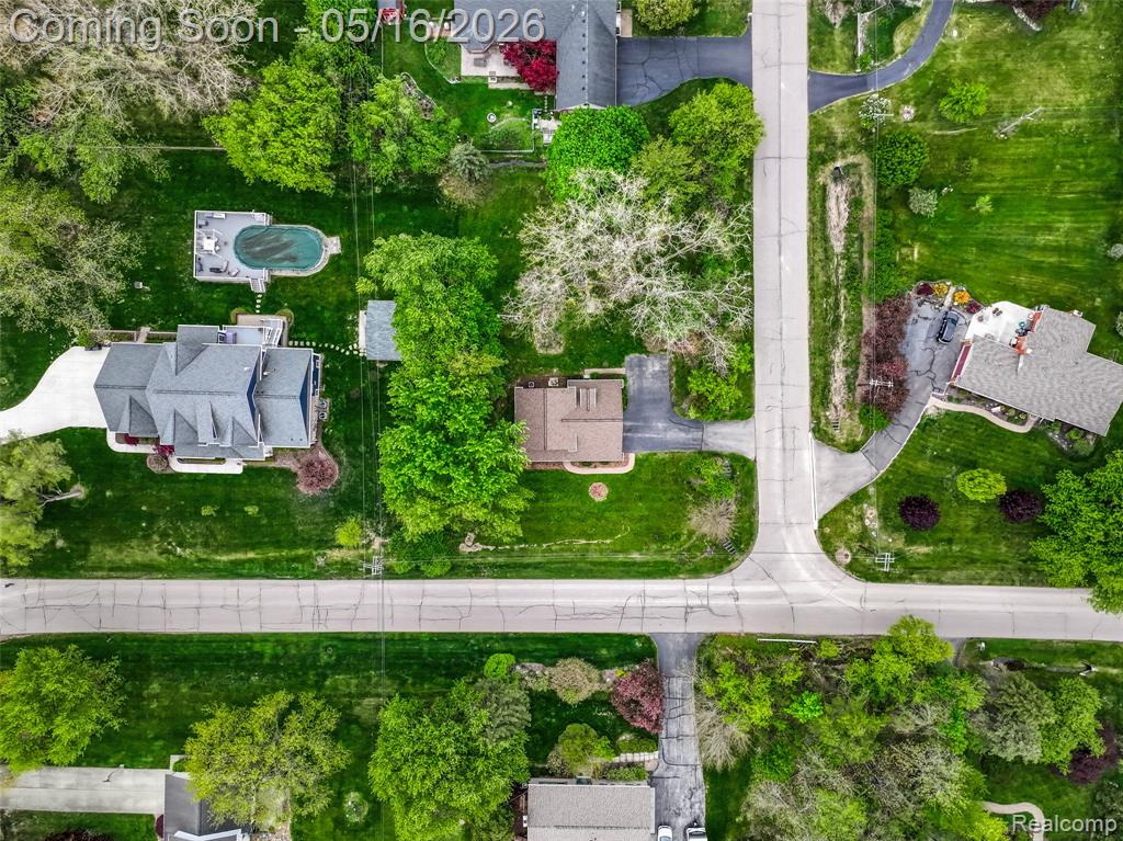 6295 Vernmoor Drive, Troy, MI 48098 — Photo 40
