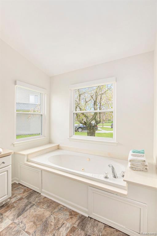 8423 MISTY, Grand Blanc, MI 48439 — Photo 12