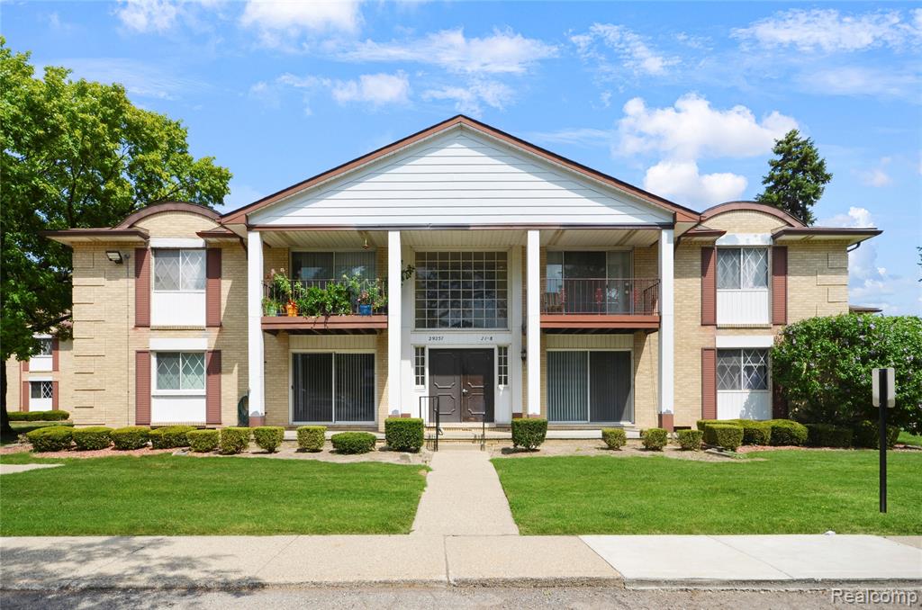 29257 Hayes Road, 7, Warren, MI 48088