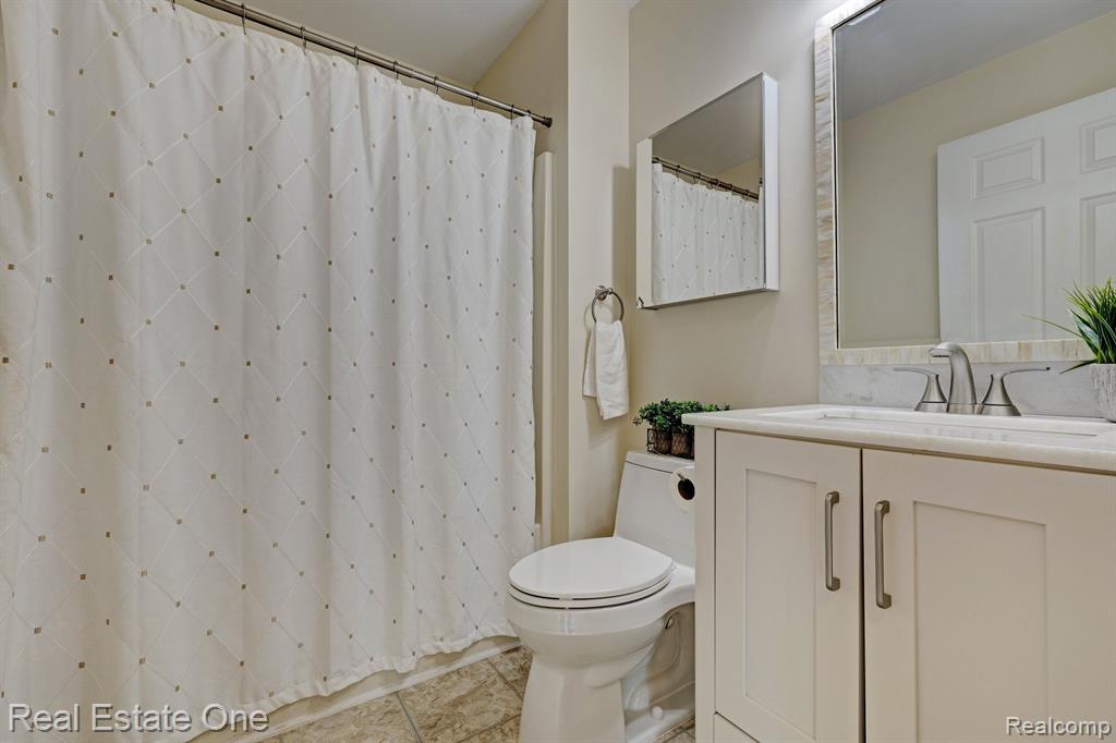 6501 CLUB E, 8, Grand Blanc, MI 48439 — Photo 8