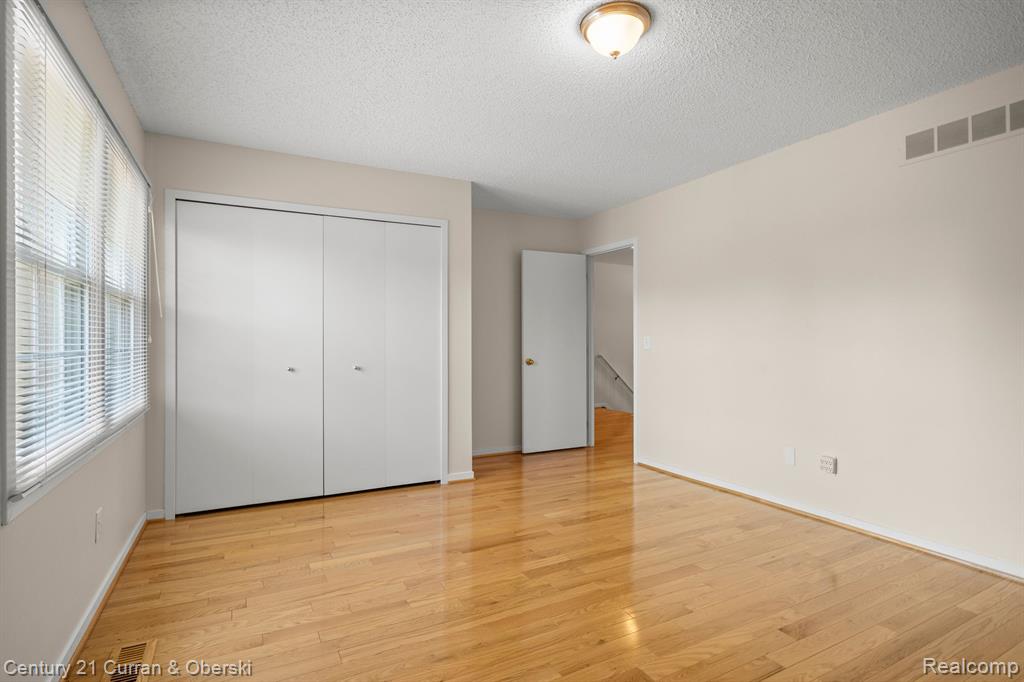 41665 CHARLESTON Lane, Novi, MI 48377 — Photo 29