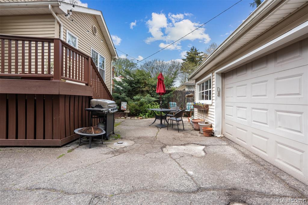 414 Cloverly Road, Grosse Pointe Farms, MI 48236 — Photo 48