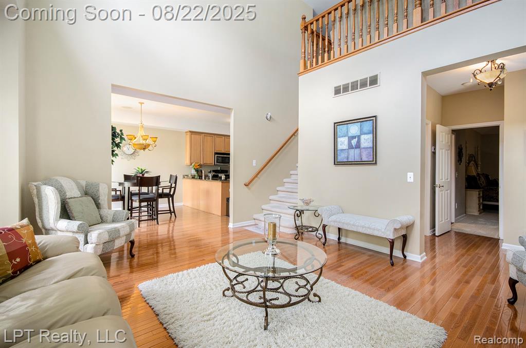 53043 CELTIC Drive, Shelby Twp, MI 48315 — Photo 10