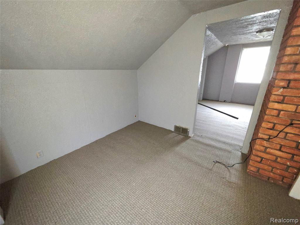 8850 Farmbrook Street, Detroit, MI 48224 — Photo 11
