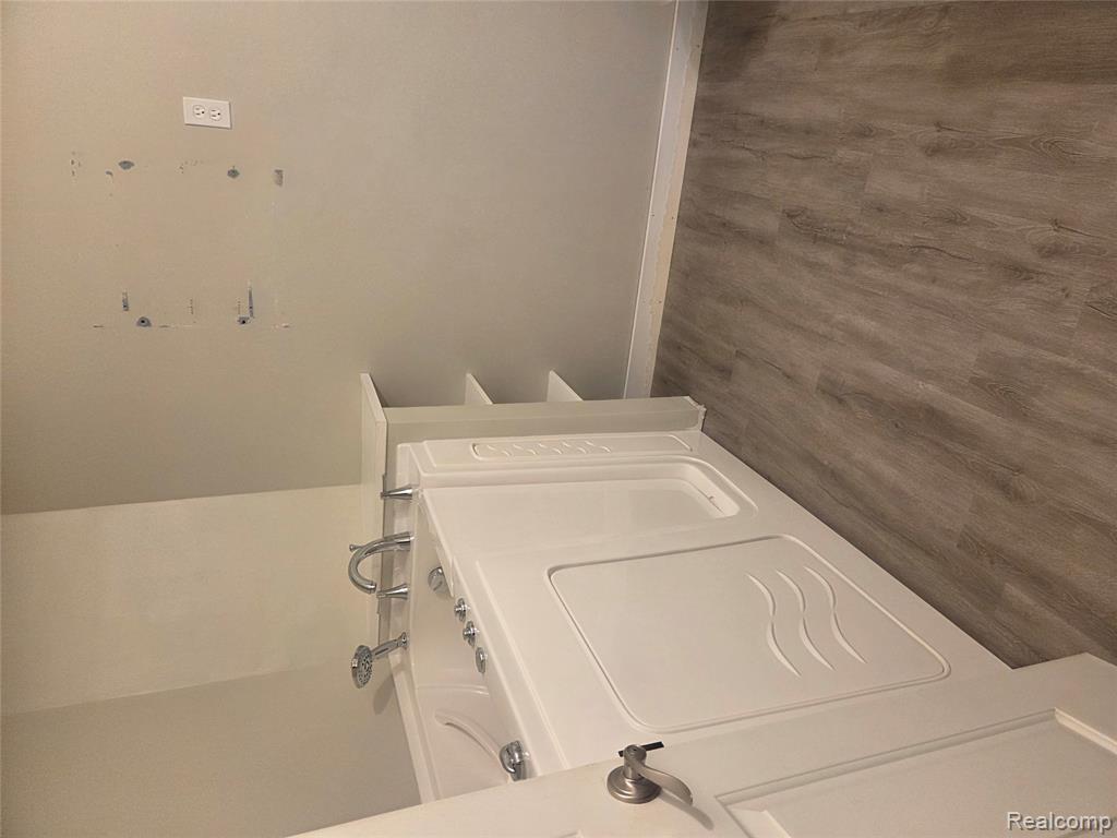 51684 Eva Drive, Macomb, MI 48042 — Photo 16