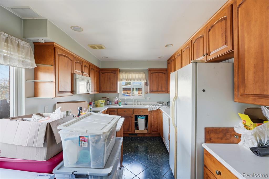 30400 Lisch Street, Rockwood, MI — Photo 5