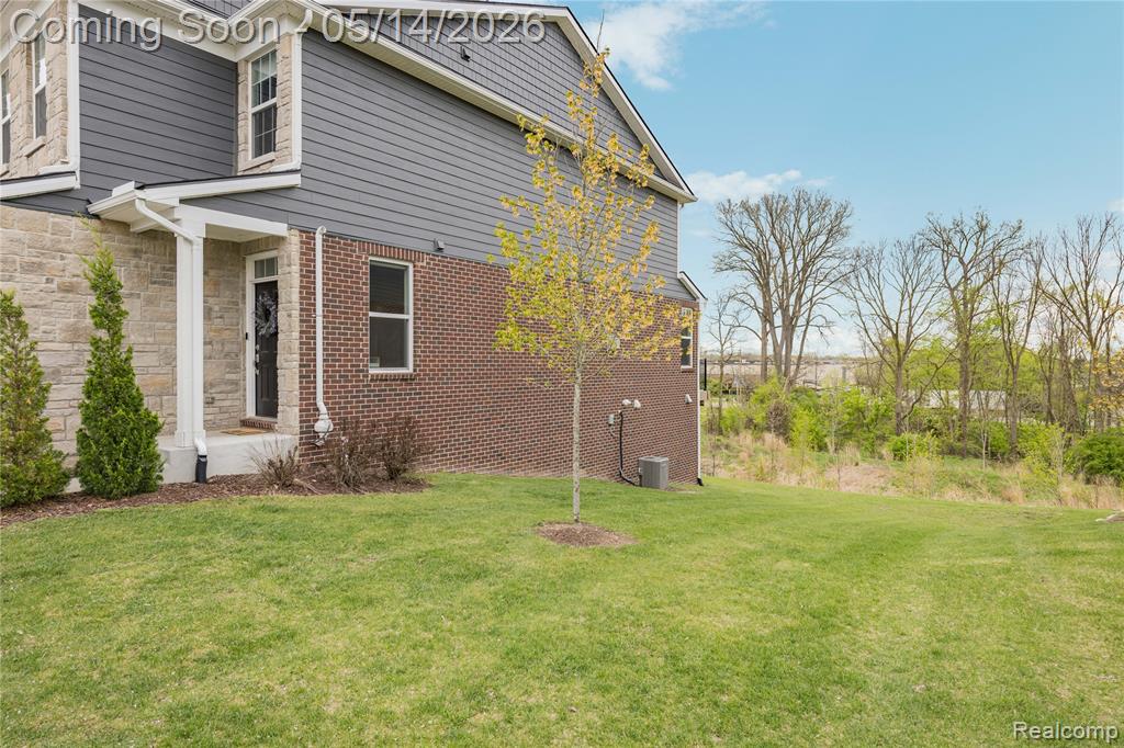 43235 Heron Drive, Novi, MI — Photo 56