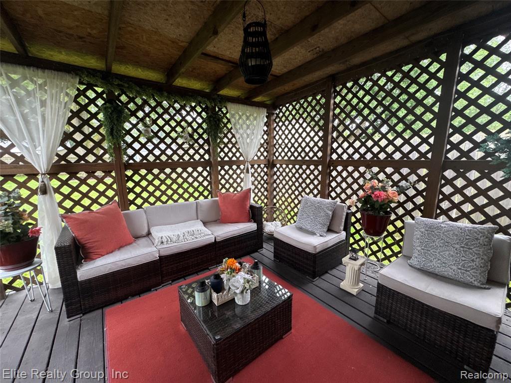 9425 Glenis Street, Taylor, MI 48180 — Photo 5