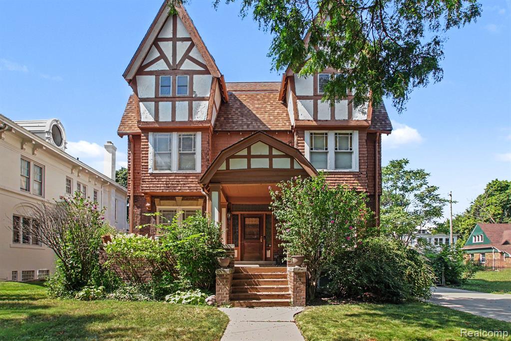 80 LONGFELLOW - Photo 2