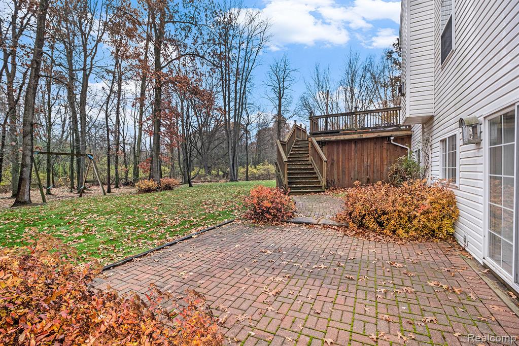 4659 Mesa Court, Clarkston, MI 48348 — Photo 28