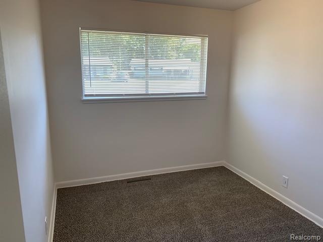 5709 Suburban Court, Flint, MI 48505 — Photo 10