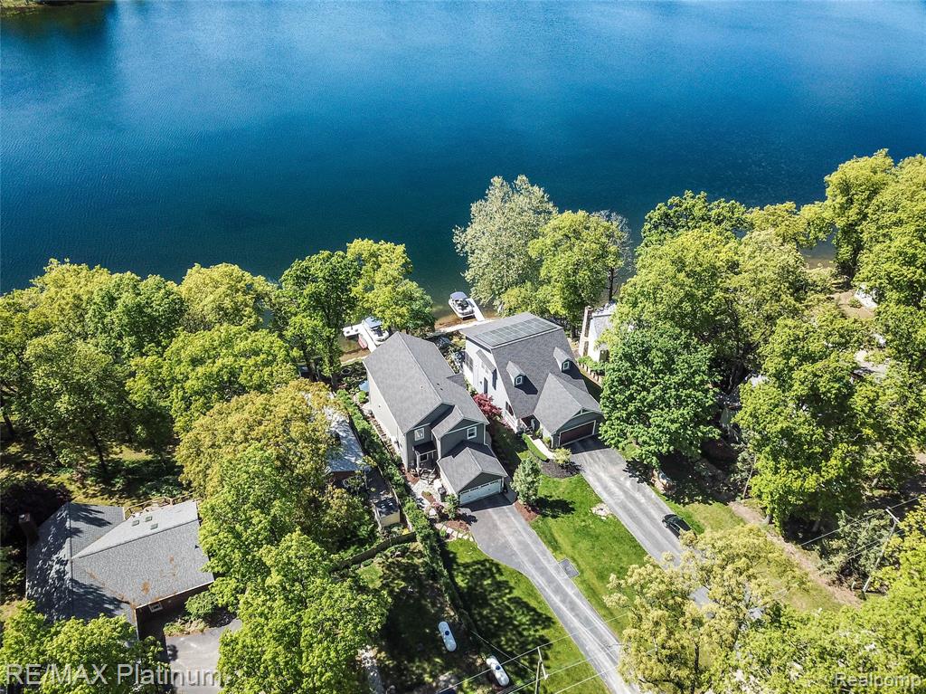 841 HURLEY Drive, Howell, MI 48843 — Photo 3