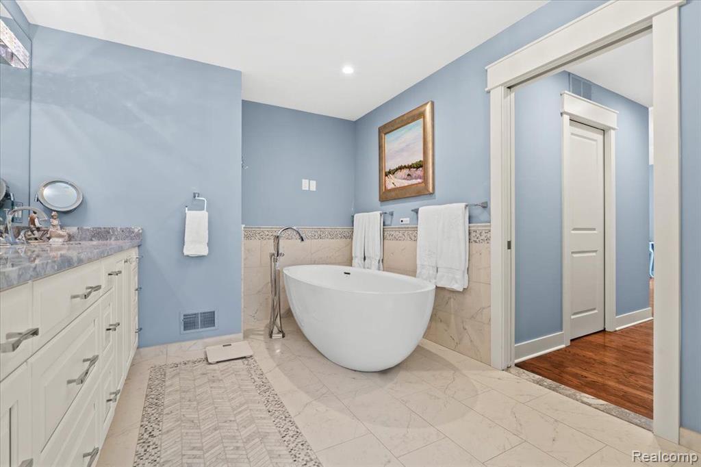 7299 OLD MILL Road, Bloomfield Hills, MI 48301 — Photo 26