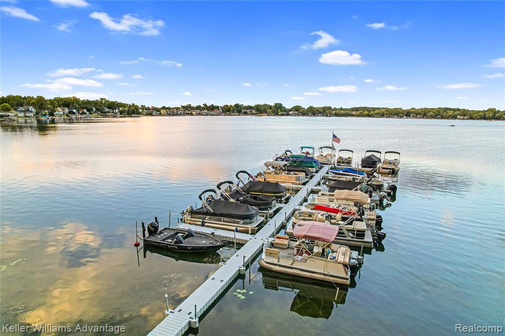 855 S Pontiac Trail, Walled Lake, MI 48390 — Photo 44