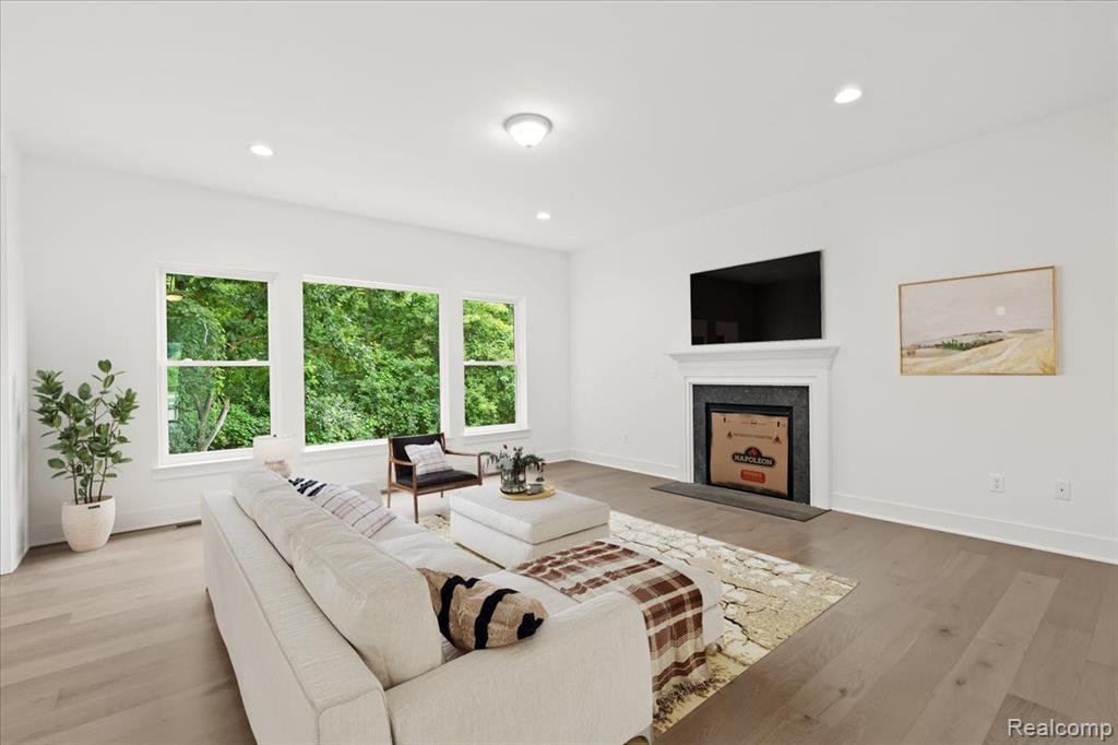 5179 WIMBLEDON Circle, Ann Arbor, MI 48108 — Photo 4