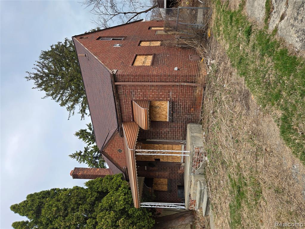 19182 Hickory Street