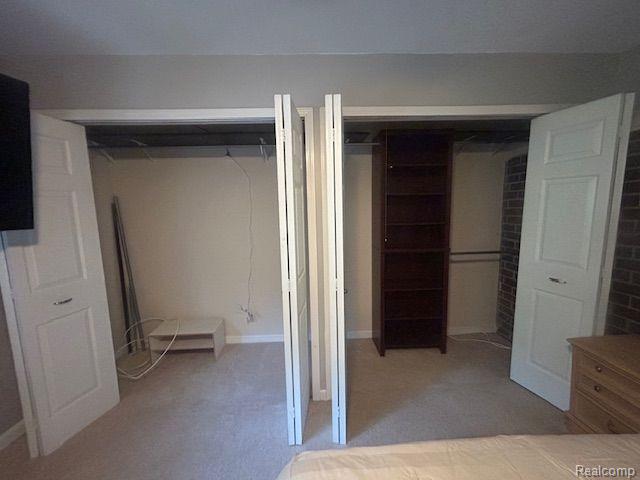 1212 HAMPSHIRE Drive, Canton, MI 48188 — Photo 18