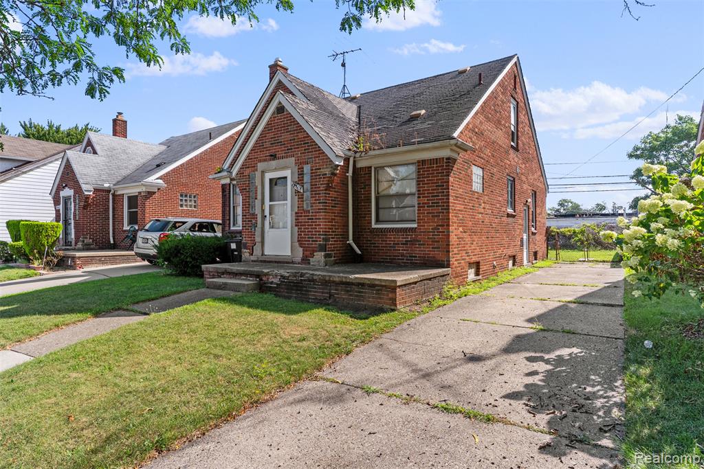 19674 Stotter Street - Photo 5