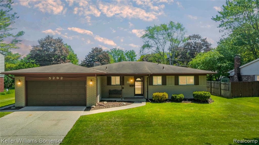 5292 ABINGTON Drive, Troy, MI 48085 — front exterior