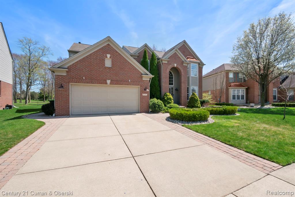 48742 Tanglewood Drive, Macomb, MI 48044 — Photo 9