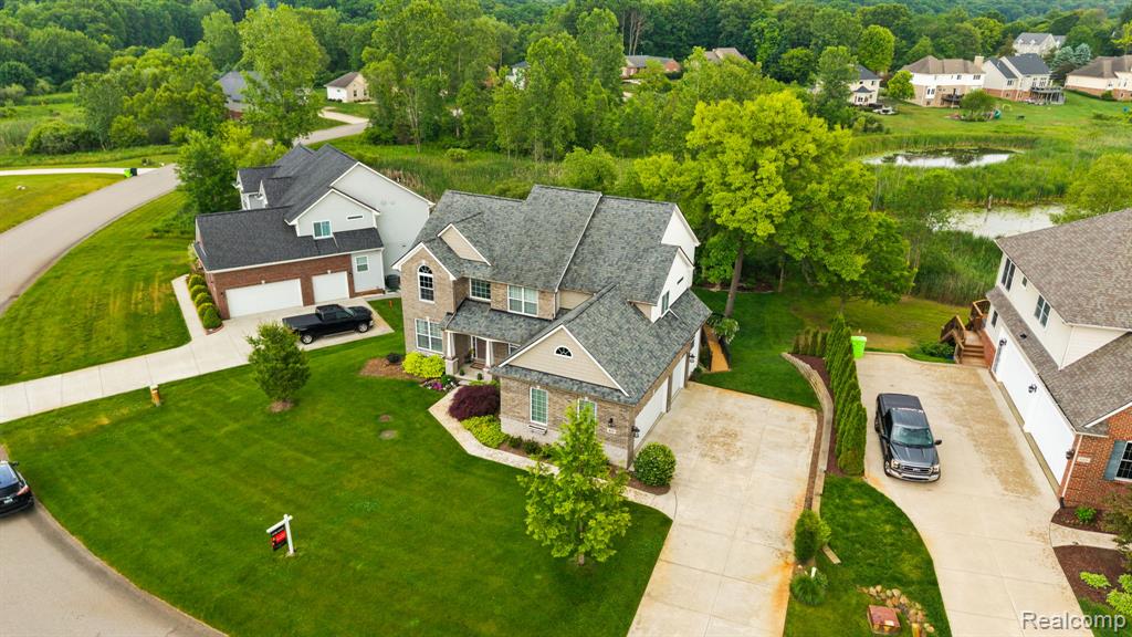613 Olivia Drive, Milford, MI 48381 — Photo 4