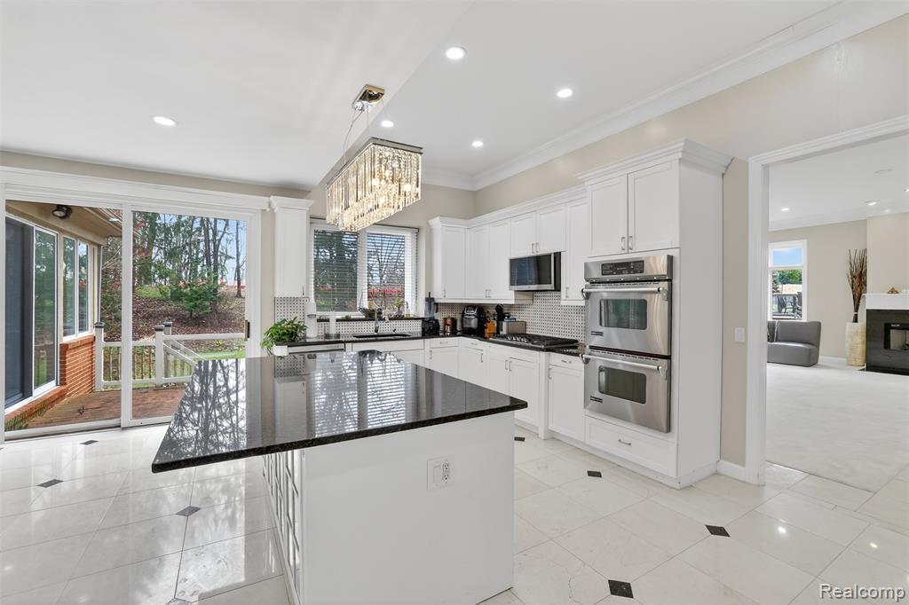 6620 Minnow Pond Drive, West Bloomfield, MI — Photo 5