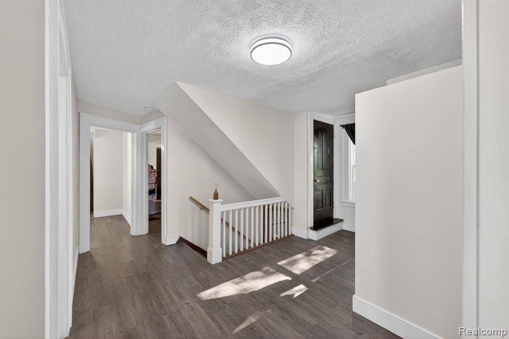 925 W Kalamazoo Street, Lansing, MI 48915 — Photo 30