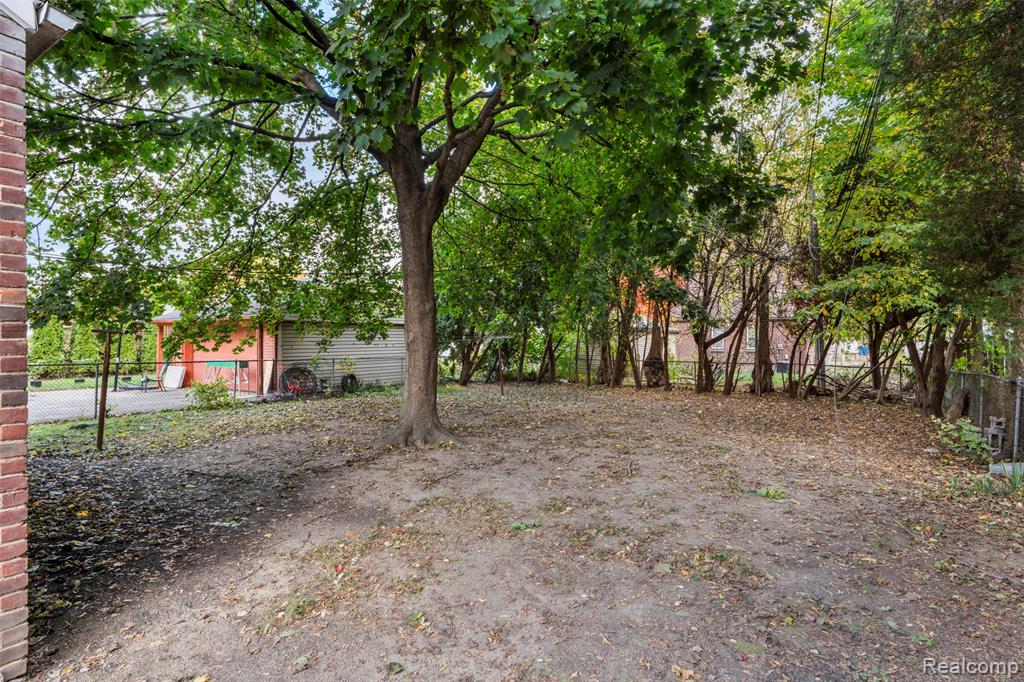 8038 Riverdale Street, Dearborn Heights, MI 48127 — Photo 31