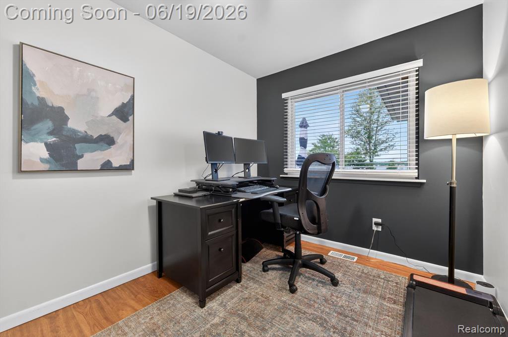 9259 Silverside, South Lyon, MI 48178 — Photo 25