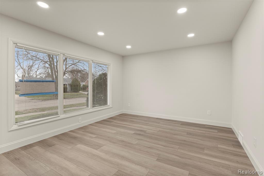 8316 Roosevelt Street, Taylor, MI 48180 — Photo 8