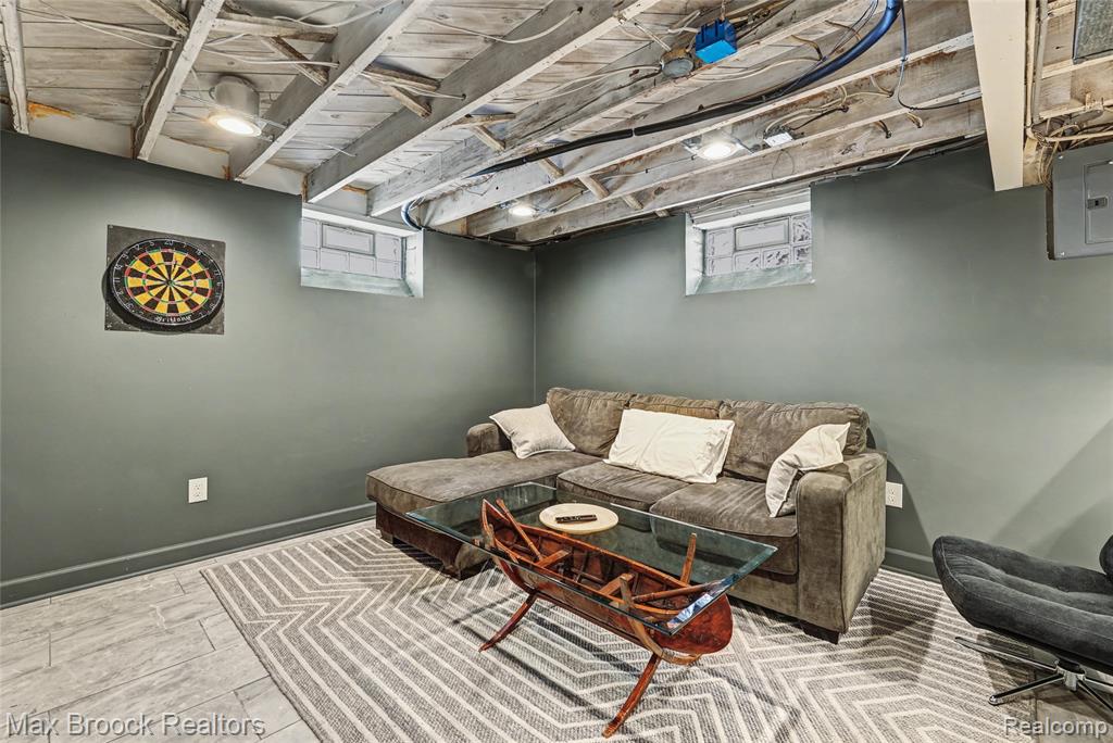 823 McLean Avenue, Royal Oak, MI 48067 — Photo 13