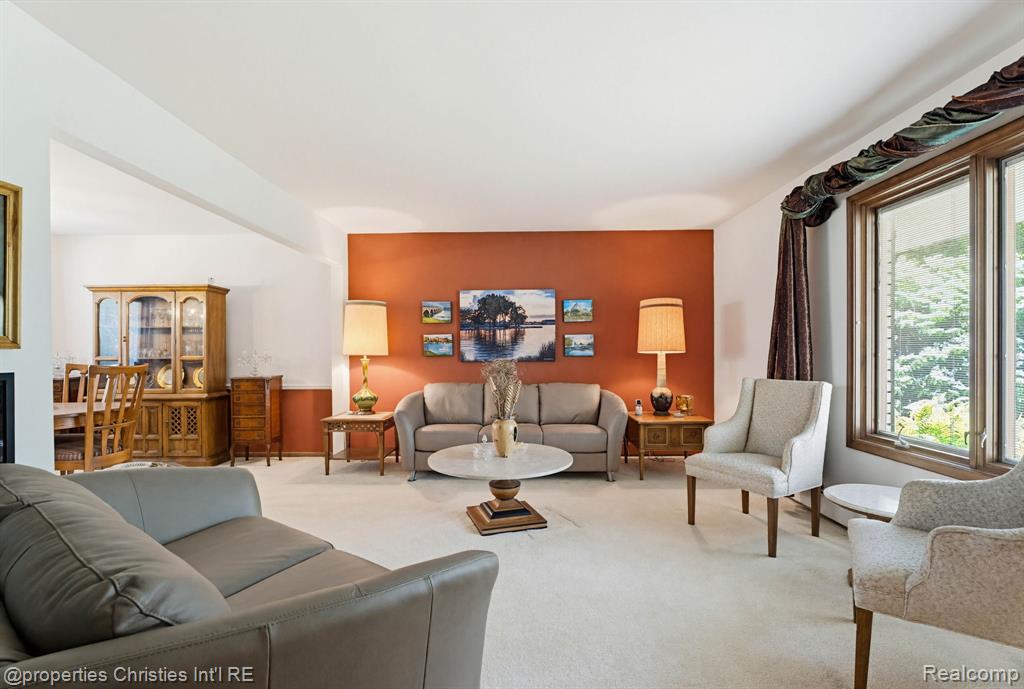 2825 Sylvan Shores Drive, Waterford, MI 48328 — Photo 5