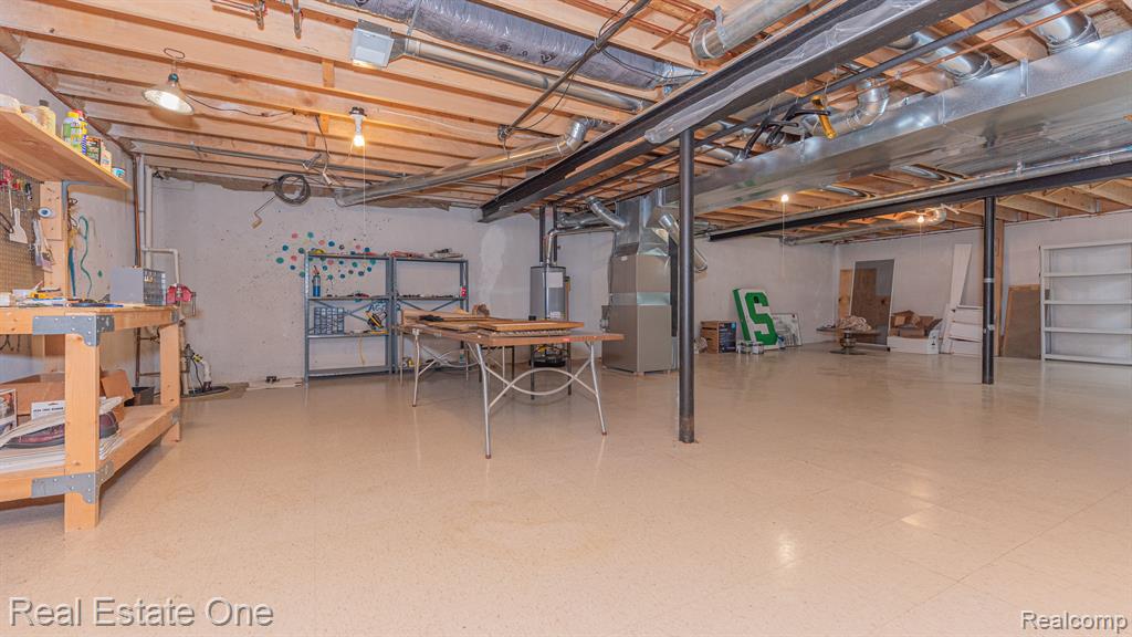 152 Winslow Circle, 37, Commerce Twp, MI 48390 — Photo 32