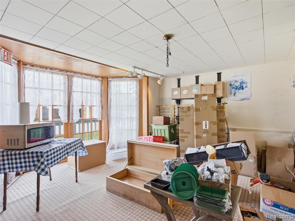 425 S Ortonville Road, Ortonville, MI 48462 — Photo 31