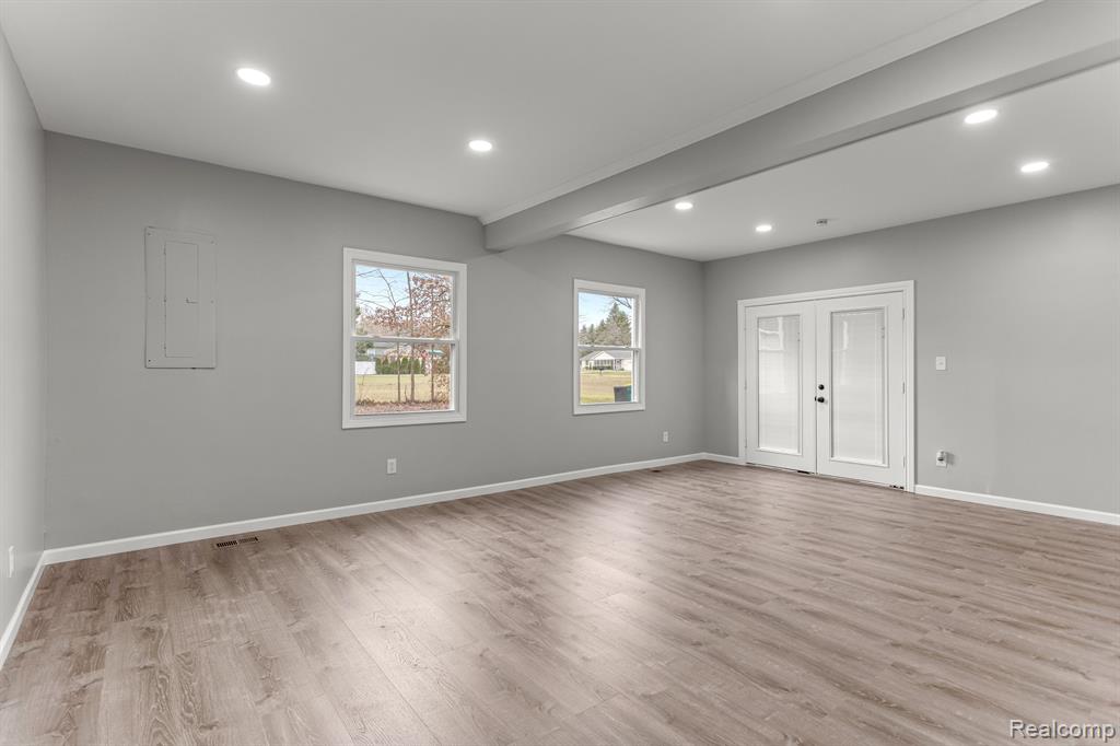 44601 ROBSON Road, Belleville, MI 48111 — Photo 15