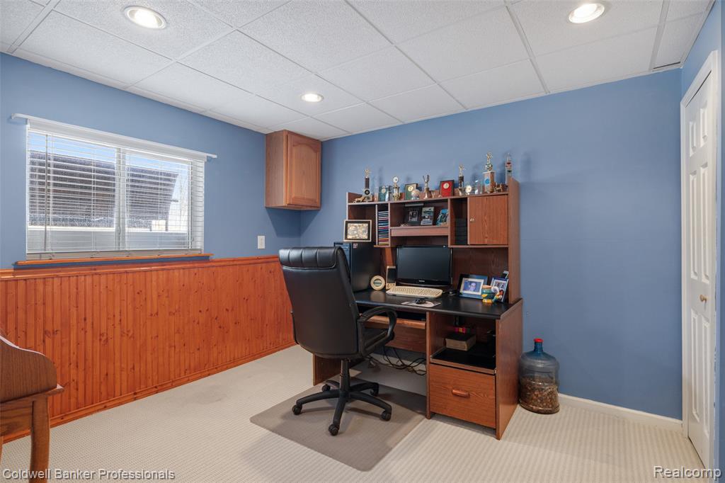 4881 Spring Meadow Drive, Clarkston, MI 48348 — Photo 36